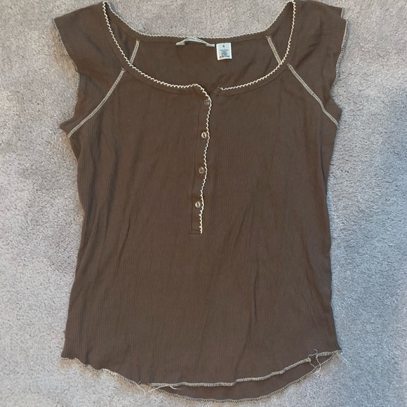 Derek Heart brown short sleeve scoop neck top button down - Picture 1 of 3